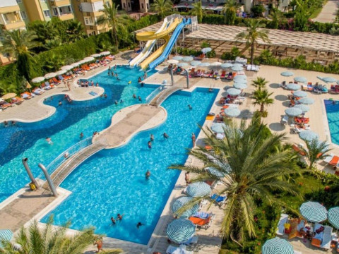 HEDEF RESORT HOTEL
