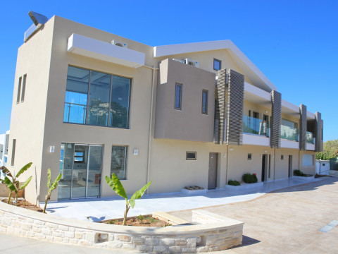 HELLAS BEACH Adult only 16+