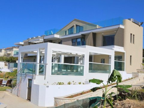 HELLAS BEACH Adult only 16+
