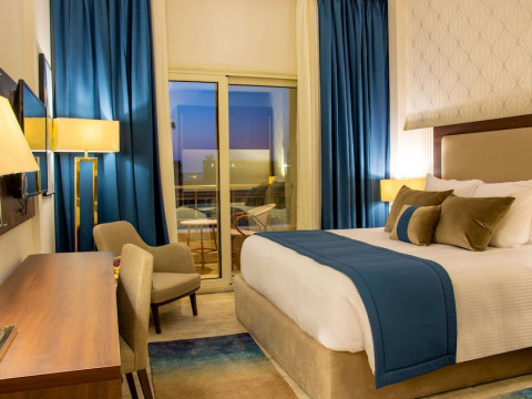 HELNAN MAMOURA HOTEL & EVENTS CENTER