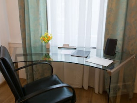 HELVETIA SUITES