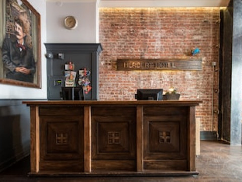 HERBERT HOTEL