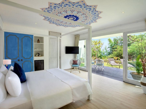 Hidden Hills Villas
