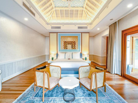 Hideaway Beach Resort & Spa