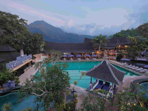 Hiker's Camp at Toya Devasya