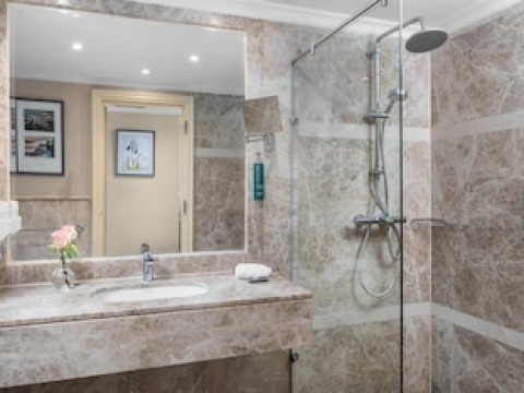 HILTON ALEXANDRIA CORNICHE