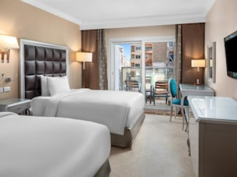 HILTON ALEXANDRIA CORNICHE