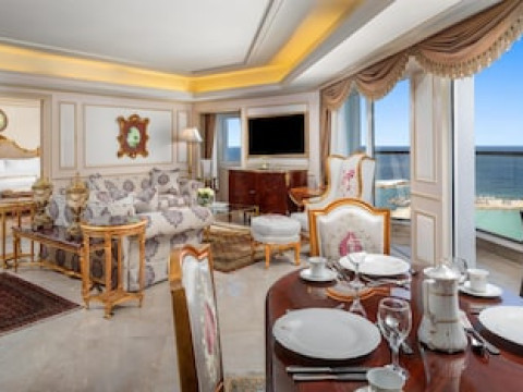 HILTON ALEXANDRIA CORNICHE