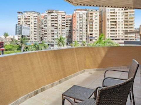HILTON ALEXANDRIA GREEN PLAZA