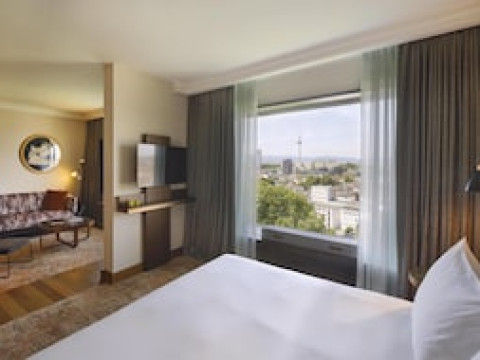 HILTON FRANKFURT CITY CENTRE