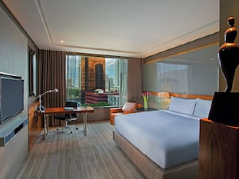 HILTON SUKHUMVIT BANGKOK