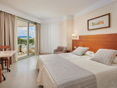 Hipotels Bahia Grande Aparthotel