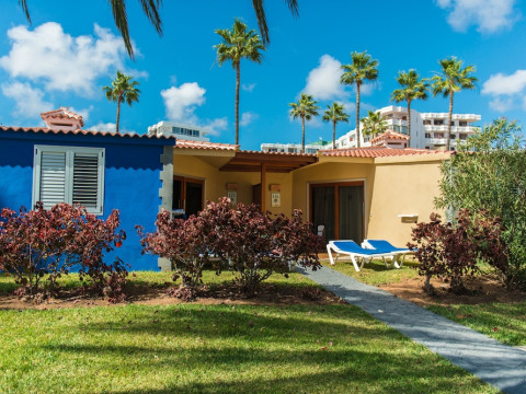 HL MIRAFLOR SUITES HOTEL