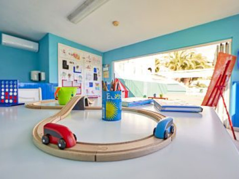 Holiday Center