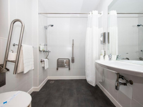 Holiday Inn Express Barcelona City 22
