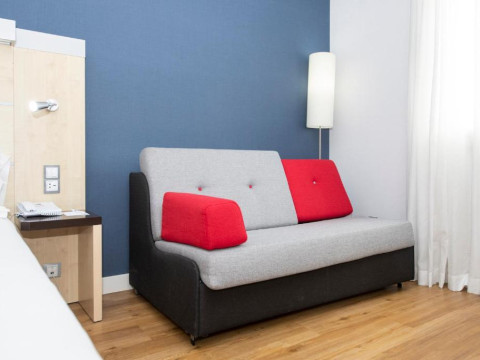 Holiday Inn Express Barcelona City 22