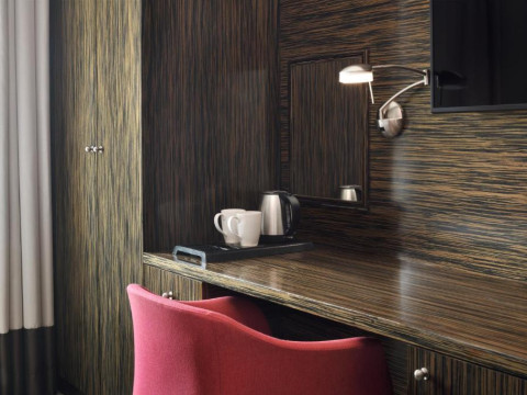 Holiday Inn Express Dubai Internet City, an IHG Hotel