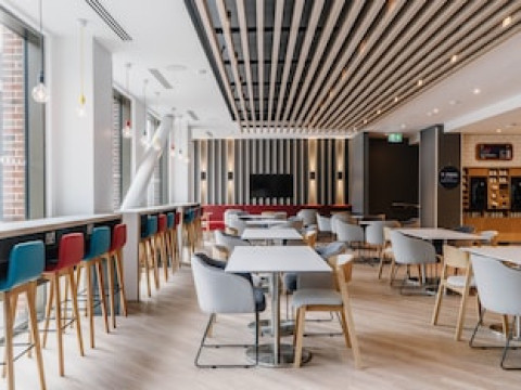 HOLIDAY INN EXPRESS LIVERPOOL CENTRAL