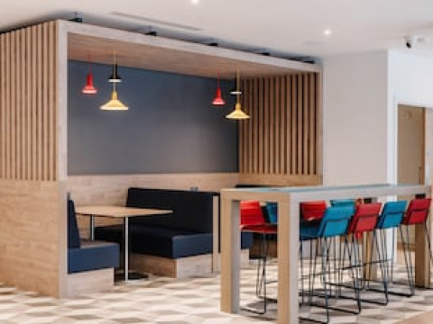 HOLIDAY INN EXPRESS LIVERPOOL CENTRAL