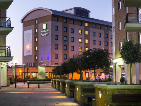Holiday Inn Express London Wandsworth