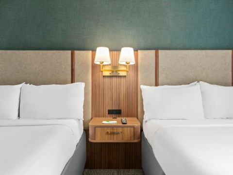 Holiday Inn Manhattan 6th Ave - Chelsea, an IHG Hotel