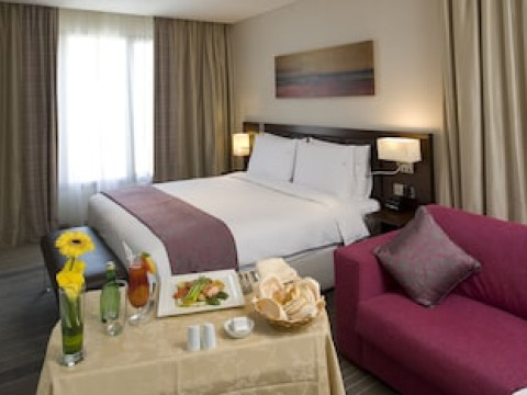 HOLIDAY INN MUSCAT AL SEEB
