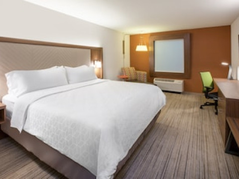 HOLIDAY INN NEW ROCHELLE