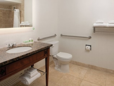 HOLIDAY INN PORTLAND COLUMBIA RIVERFRONT