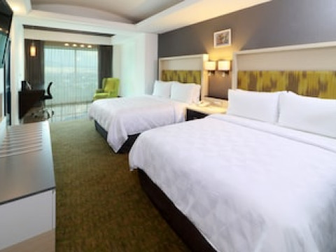 HOLIDAY INN QUERETARO ZONA DIAMANTE
