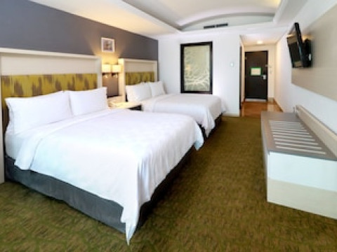 HOLIDAY INN QUERETARO ZONA DIAMANTE