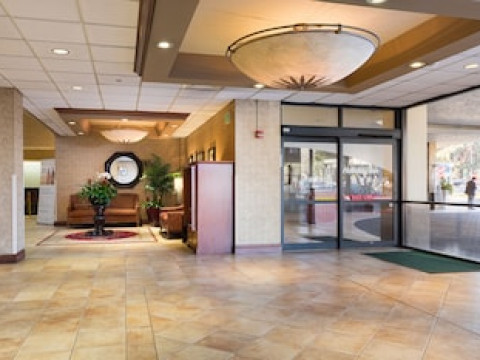 HOLIDAY INN SACRAMENTO DOWNTOWN-ARENA