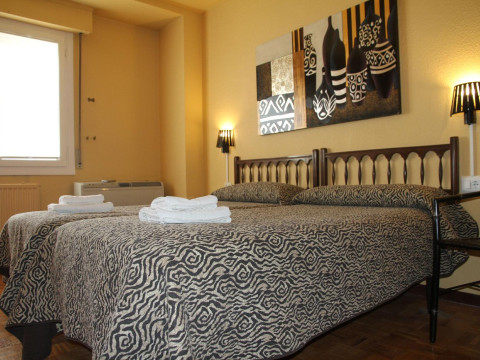 Hostal Acella