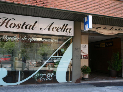 Hostal Acella