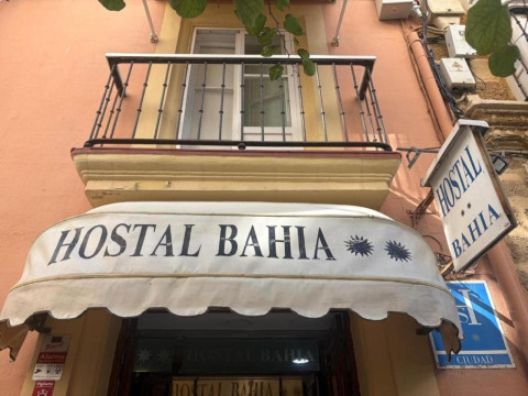 HOSTAL BAHIA