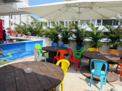 Hostal Caracoles