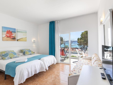 Hostal Neptuno Paguera