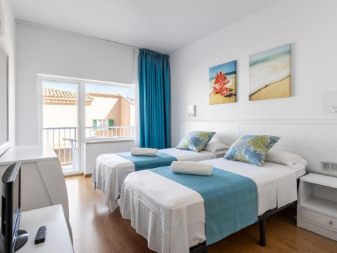 Hostal Neptuno Paguera