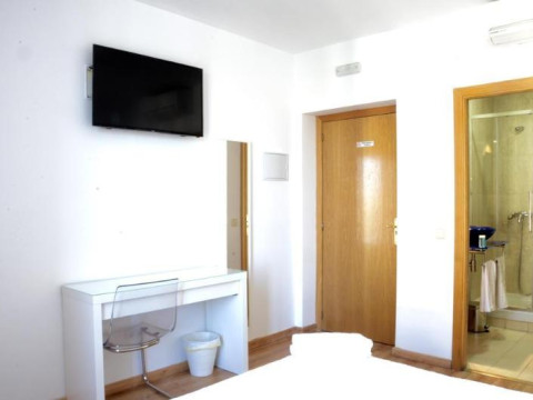 Hostal Nersan II