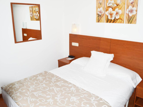 Hostal Residencia Fornos