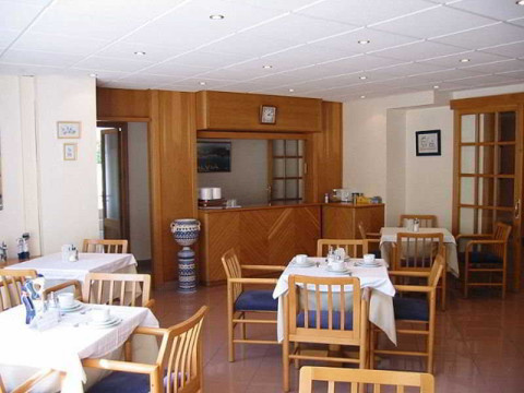 Hostal Residencia Sutimar