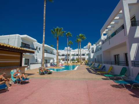 Anthea Hotel Apartments