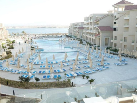 SRNTY Sahl Hasheesh
