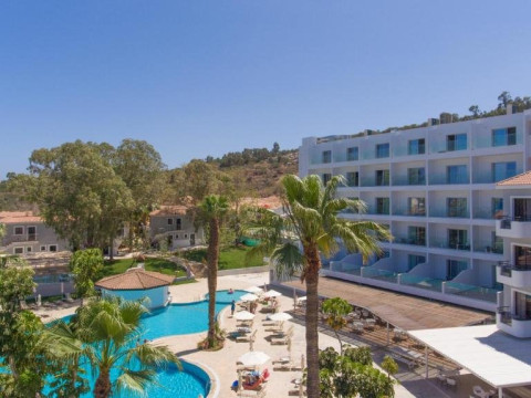 Narcissos Waterpark Resort