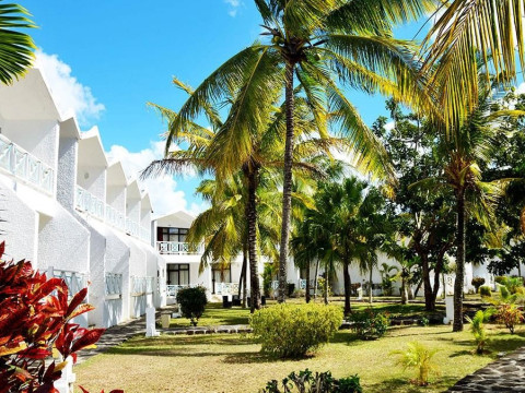 MONT CHOISY CORAL AZUR BEACH RESORT