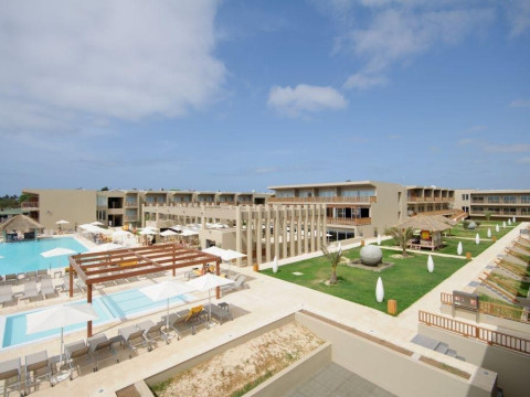 Oasis Salinas Sea