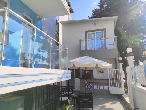Vesta Hotel