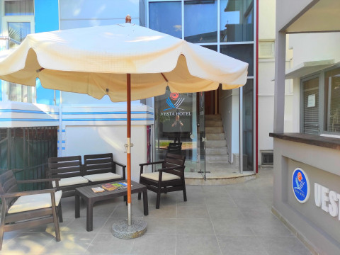 Vesta Hotel