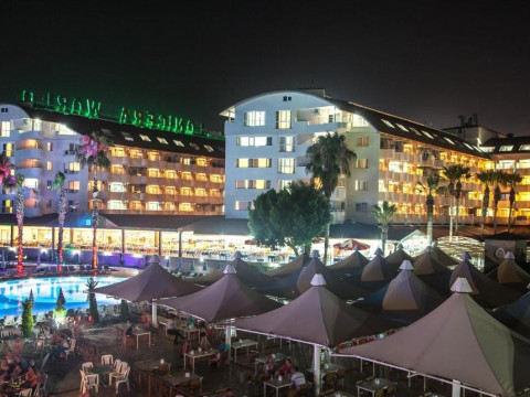 Lonicera World Hotel
