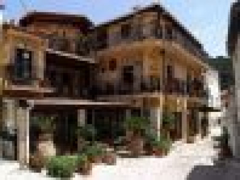 Acropol Hotel