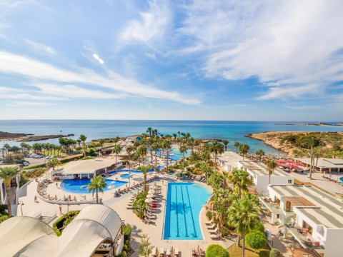 Hotel Adams Beach